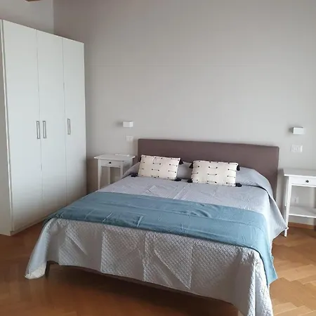 公寓 Residenza Puoti *